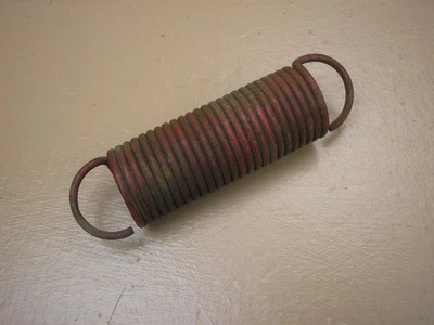 Muelle de retorno embrague tractor Snapper Massey Ferguson 1600 7018275 Foto 1 de 2