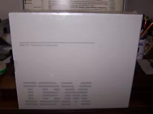 Computadora personal IBM RT con el sistema operativo AIX versión 2.2 - venta inmobiliaria - Imagen 1 de 2