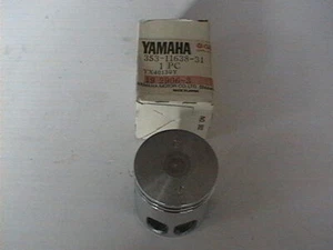 GENUINE YAMAHA RD50M DT50M 353-11638-31 1.00 mm OVERSIZE PISTON ONLY DISCONTINU - Picture 1 of 1