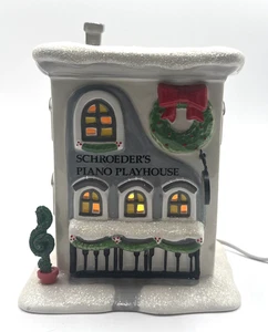 Dept 56 Schroeder's Piano Playhouse Peanuts Villaggio di Natale con scatola - FUNZIONANTE - Foto 1 di 16