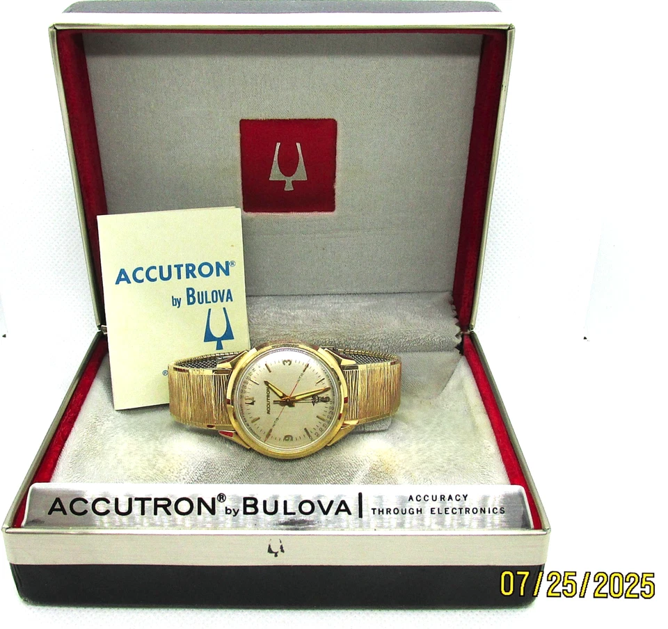 Reloj Accutron 214 Doctors 1967 lleno de oro de 10 k con caja Foto 1 de 4