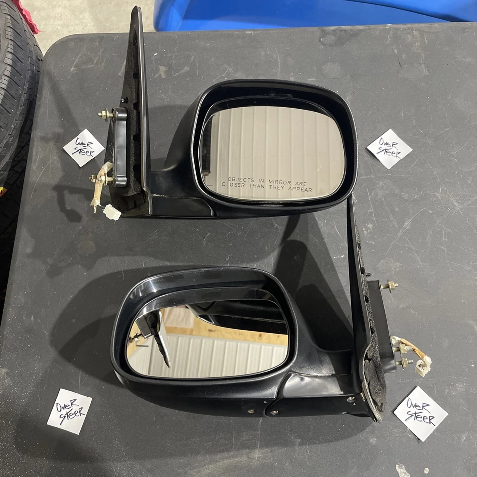 Juego de espejos retrovisores eléctricos Toyota Sequoia 2006 lado derecho e izquierdo Foto 1 de 4