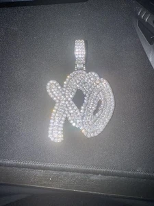 XO Diamond Pendant - Picture 1 of 3