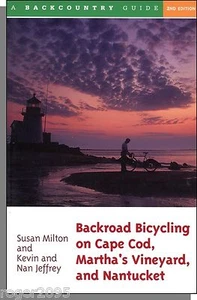 Backroad Bicycling on Cape Cod, Martha's Vineyard, and Nantucket (2001) - Book! - Picture 1 of 2
