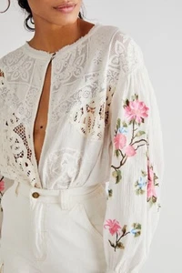 Free People Lace Embroidered Making Harmony Bodysuit-M-$168-BEAUTIFUL A621-4 - Picture 1 of 3