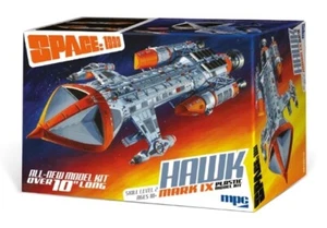 Space:1999 Hawk Mk.IX Starship 1:72 Scale MPC Plastic Model Kit - New!! - Picture 1 of 5