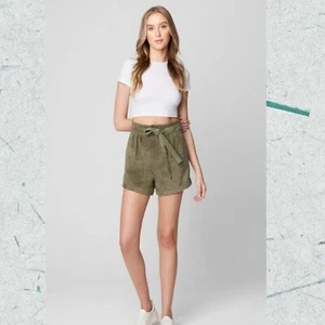 Blank NYC Damen Wildleder Leder Shorts in Rosemary komplett gefüttert Gr. 26 oder 29 Neu mit Etikett - Bild 1 von 3