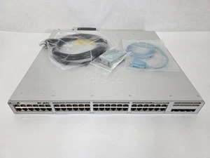 Przełącznik sieciowy Cisco C9300L-48P-4G-E 48 portów 1G PoE 4 SFP 1G Network Essentials - Zdjęcie 1 z 4