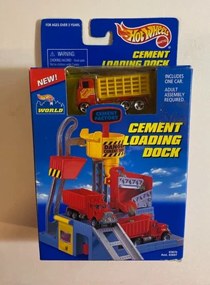 Hot Wheels Cement Loading Dock Factory Red Truck Playset Sealed - Image 1 of 4
