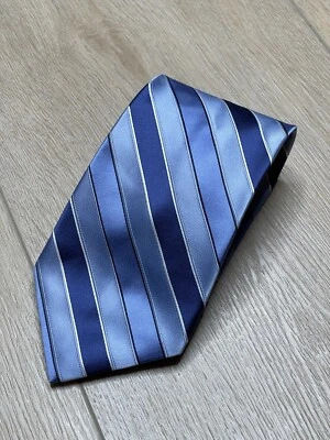 Jones New York Men’s Silk Tie, Silver Blue Light Blue Navy Diagonal Stripes 58” - Image 1 of 4