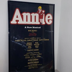 Vintage Annie Broadway Poster  (1980) ORIGINAL POSTER FROM SET - Picture 1 of 8