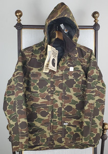 NEW VTG DEADSTOCK CARHARTT USA Size Medium Camo Hooded Hunting Jacket Game Bag