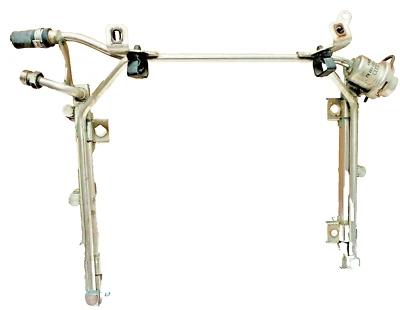 1998-2000 Audi A6 2.8L V6 Fuel Injector Rail Only 078133681AJ OEM - Image 1 of 4