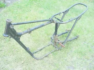 Montaje de cuadro Triumph 500 1965 modelo SR raro - Imagen 1 de 7