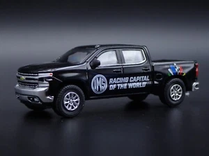 2019 19 CHEVY CHEVROLET SILVERADO INDY 500 TRUCK W HITCH 1:64 DIECAST MODEL CAR - Picture 1 of 7
