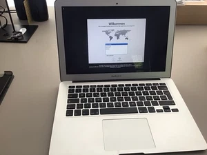 Apple MacBook Air 13Zoll 2015 128GB A 1466 - Bild 1 von 2
