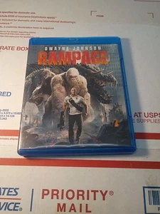 Rampage (Blu-ray/DVD, 2018, 2-Disc Set) - Picture 1 of 3