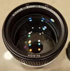 Nikon Nikkor Ai-S 85mm f/1.4 Lens - Film or Digital SLRs - Portrait Lens - Picture 1 of 8