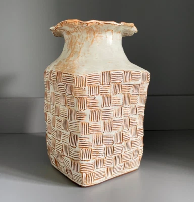 Vintage Millstream Pottery hand-built vase by Jess Val Baker c.1969-1972 - Image 1 of 4