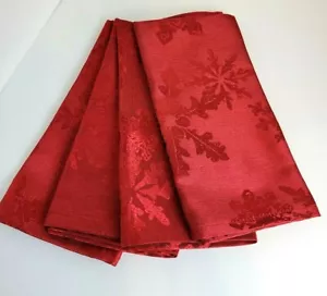 Four (4) THRESHOLD™ Jacquard Red 100% Polyester CLOTH NAPKINS from Target - NEW - Picture 1 of 6