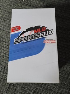 Topps MLB SportsClix Box w/ 8 Booster Packs 16 Figures Sealed Topps WizKids 2005