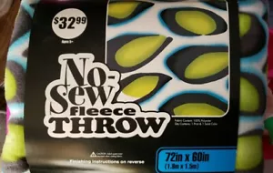 New, 72"x60", No-Sew Fleece Throw Kit, Lime Green Solid One Side & Print Side - Picture 1 of 3