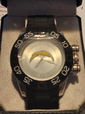 LOS ANGELES CHARGERS HIGH QUALITY BEAST EDTION WATCH REPRESENT Cover