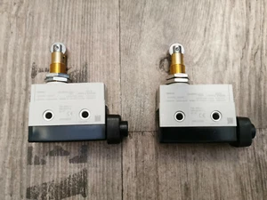 Omron D4MC-5020 - Picture 1 of 2