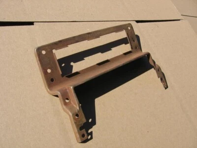 👉84 88 FIERO TABLERO INTERIOR AUXILIAR POD-AUX GAUGE ACEITE VOLTAJE SOPORTE METAL Foto 1 de 4