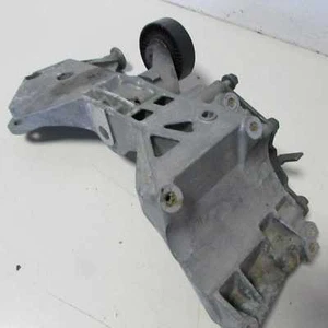 Supporto tendicinghia Mercedes Classe B W245 usato(21618 20M-2-C-2) - Picture 1 of 1