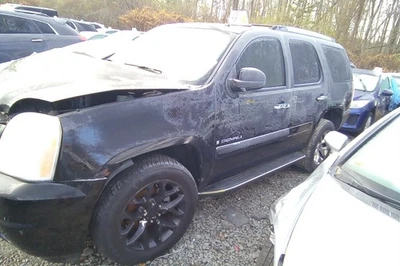 2008 GMC Yukon Automatic Transmission OEM 222K Miles - LKQ440233474 - Image 1 of 4