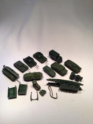 Espewe /Plasticart/Mini Car Armee Konvolut - Bild 1 von 4