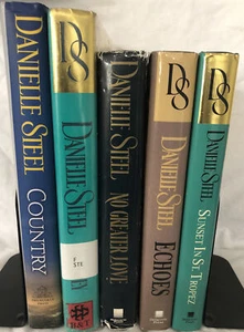 Lot of  5 Danielle Steel  Hardcover Novels - Titles in photos - Picture 1 of 6