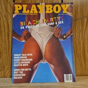 Playboy July 1987 - Carmen Berg, Sandy Greenberg, Ellen Stohl with Centerfold - Bild 1 von 2