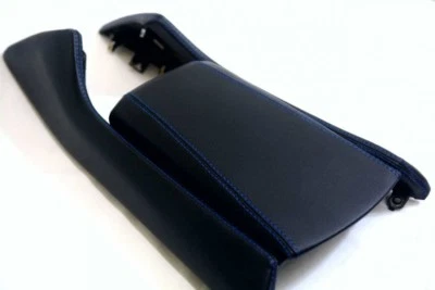 Apoyabrazos y molduras de consola de cuero sintético para Nissan Máxima 16-19 punto azul Foto 1 de 4