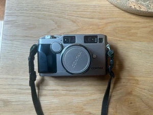 Contax G2 Camera With 45mm Lens - Picture 1 of 9