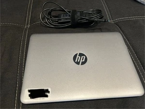 HP EliteBook 820 G3 12,5" Core i5-6300U / 16GB RAM / 256GB SSD / Windows 10 - Bild 1 von 7