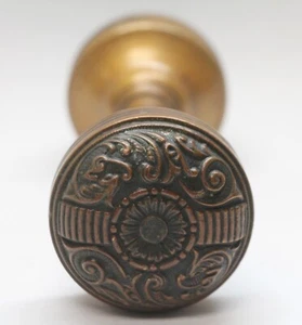Pair of Antique 1890s Bronze Penn Portulaca Passage Door Knobs - Picture 1 of 5