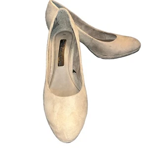 TAMARIS Women’s Taupe Suede Nude Block Heel Pumps 39 EU Made in Germany - Picture 1 of 7