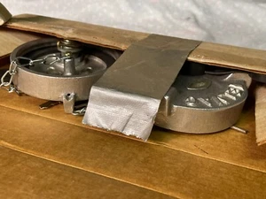 Velvac 68L-15 Locking Diesel Fuel Cap Pair 68D-15L NOS 3.5" Kenworth + Keys #19 - Picture 1 of 12