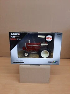 Funda Britains 43363 IH Farmall 1206 escala 1,32 100 años de Farmall - Imagen 1 de 11