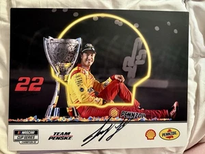 JOEY LOGANO NASCAR CUP Autograph HERO CARD #22 2025 Signed 3x Champion - Picture 1 of 1