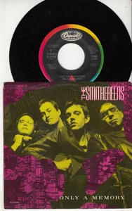 THE SMITHEREENS - ONLY A MEMORY - ORIGINAL CAPITOL RECORDS 45 WPS - GREAT SHAPE - Foto 1 di 2
