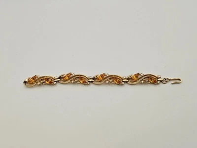 Vintage 70's  Trifari Marquise Topaz Bracelet Crystal Laurel Gold Small Size ✨ - Image 1 of 4