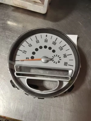 Speedometer HT Speedometer Cluster MPH US Market Fits 07-10 MINI COOPER 246007 - Image 1 of 4
