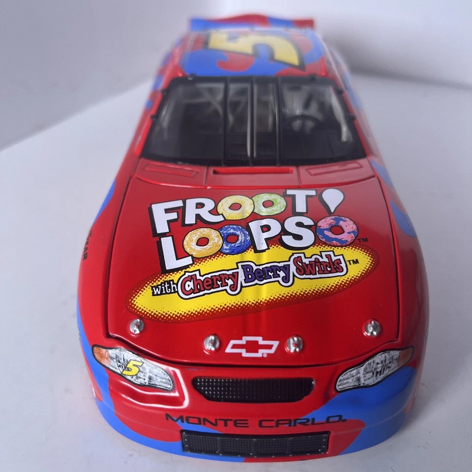 Terry Labonte 1/24 diecast #5 Kelloggs 2000 Monte Carlo - Image 1 of 4