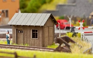 Noch 14640 Scale N Series Laser Cut: Railway Barracks - to build - Picture 1 of 2