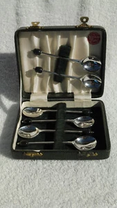 Gorgeous Vintage Boxed Set of Six EPNS "Yeoman Plate" Black Bean Coffee Spoons - Picture 1 of 8