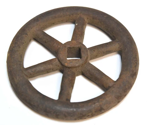 VINTAGE INDUSTRIAL VALVE HANDLE FAUCET KNOB STEAMPUNK CAST IRON 5 IN DIAMETER Cover