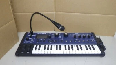 Novation MiniNova Synthesizer VocalTune 37 Tasten Analog Modellierung mit Mik... - Bild 1 von 4